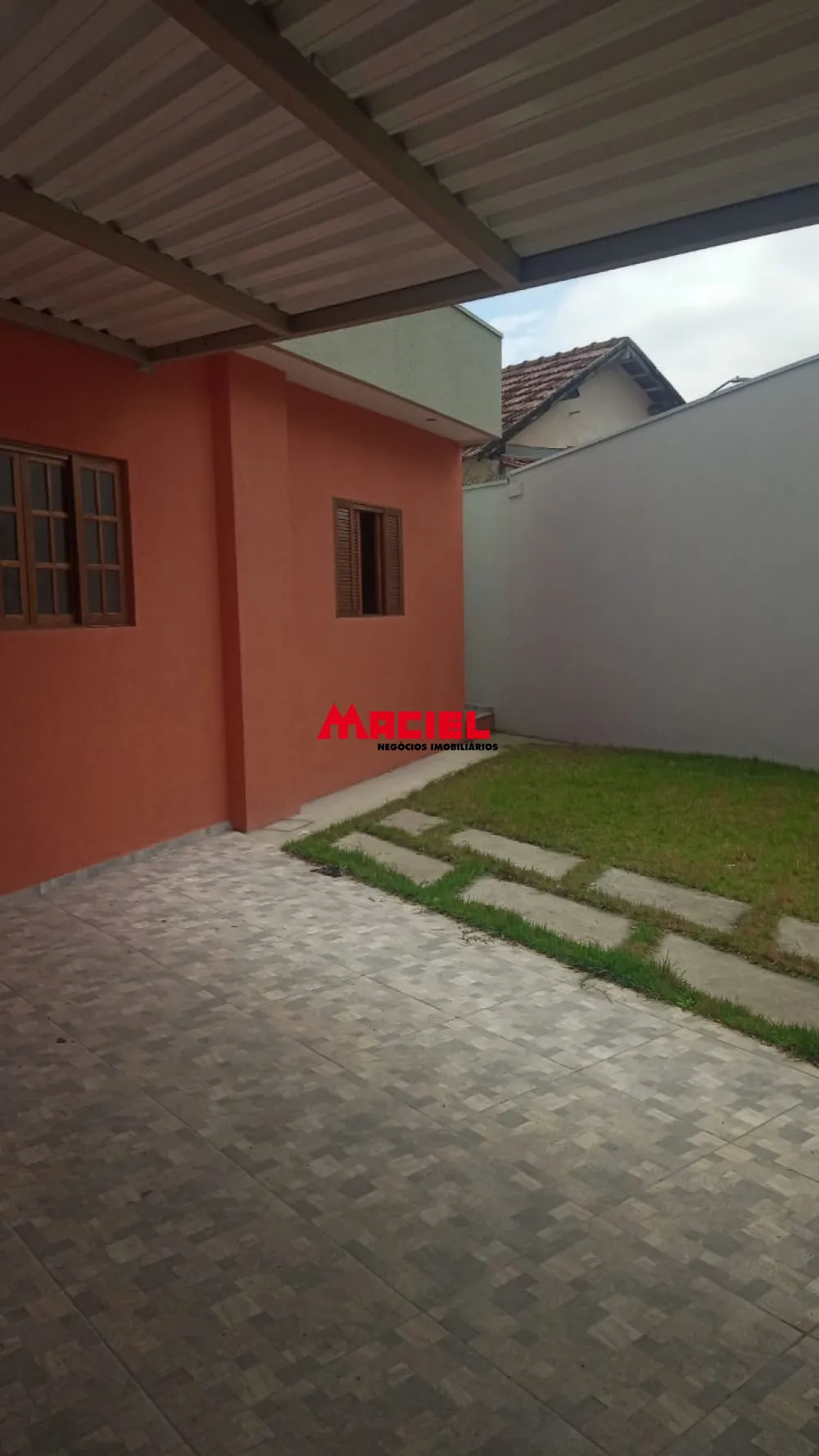 Comprar Casa / Padr&atilde;o em S&atilde;o Jos&eacute; dos Campos R$ 530.000,00 - Foto 1