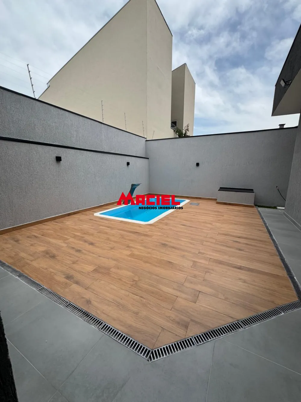 Comprar Casa / Padr&atilde;o em Jacare&iacute; R$ 1.150.000,00 - Foto 3