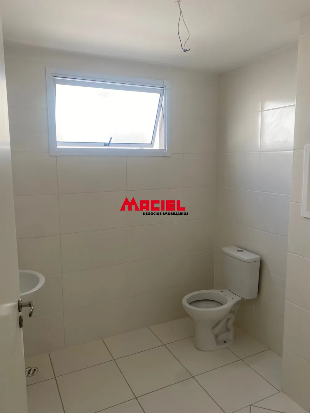 Alugar Apartamento / Padr&atilde;o em S&atilde;o Jos&eacute; dos Campos R$ 1.600,00 - Foto 10