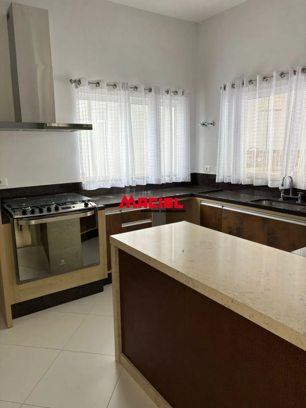 Comprar Casa / Condom&iacute;nio em S&atilde;o Jos&eacute; dos Campos R$ 2.150.000,00 - Foto 11