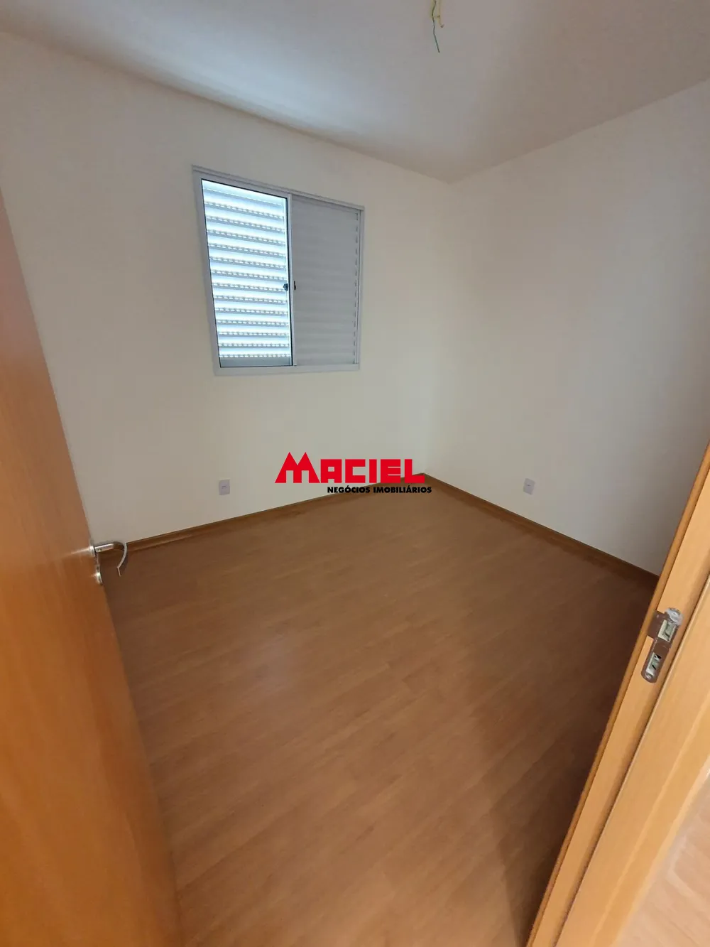 Comprar Apartamento / Padr&atilde;o em S&atilde;o Jos&eacute; dos Campos R$ 295.000,00 - Foto 3