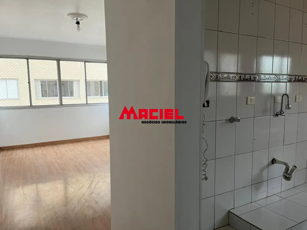 Comprar Apartamento / Padr&atilde;o em S&atilde;o Jos&eacute; dos Campos R$ 350.000,00 - Foto 14
