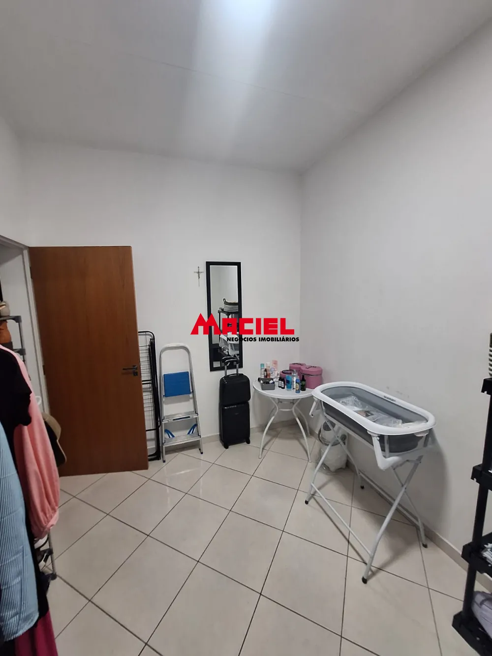 Alugar Apartamento / Padr&atilde;o em S&atilde;o Jos&eacute; dos Campos R$ 2.000,00 - Foto 9