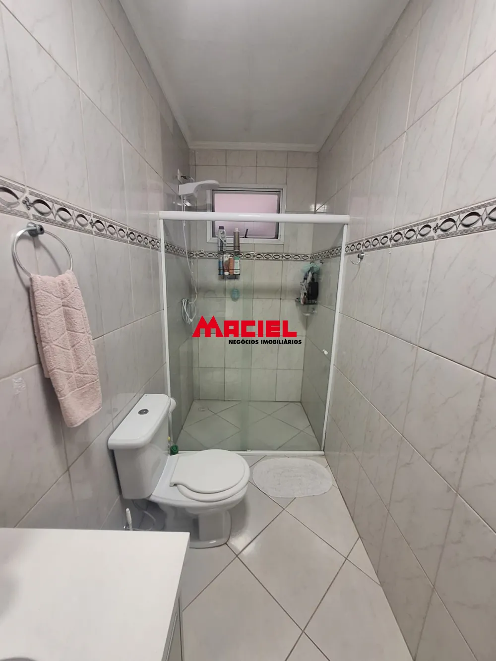 Alugar Apartamento / Padr&atilde;o em S&atilde;o Jos&eacute; dos Campos R$ 2.000,00 - Foto 13