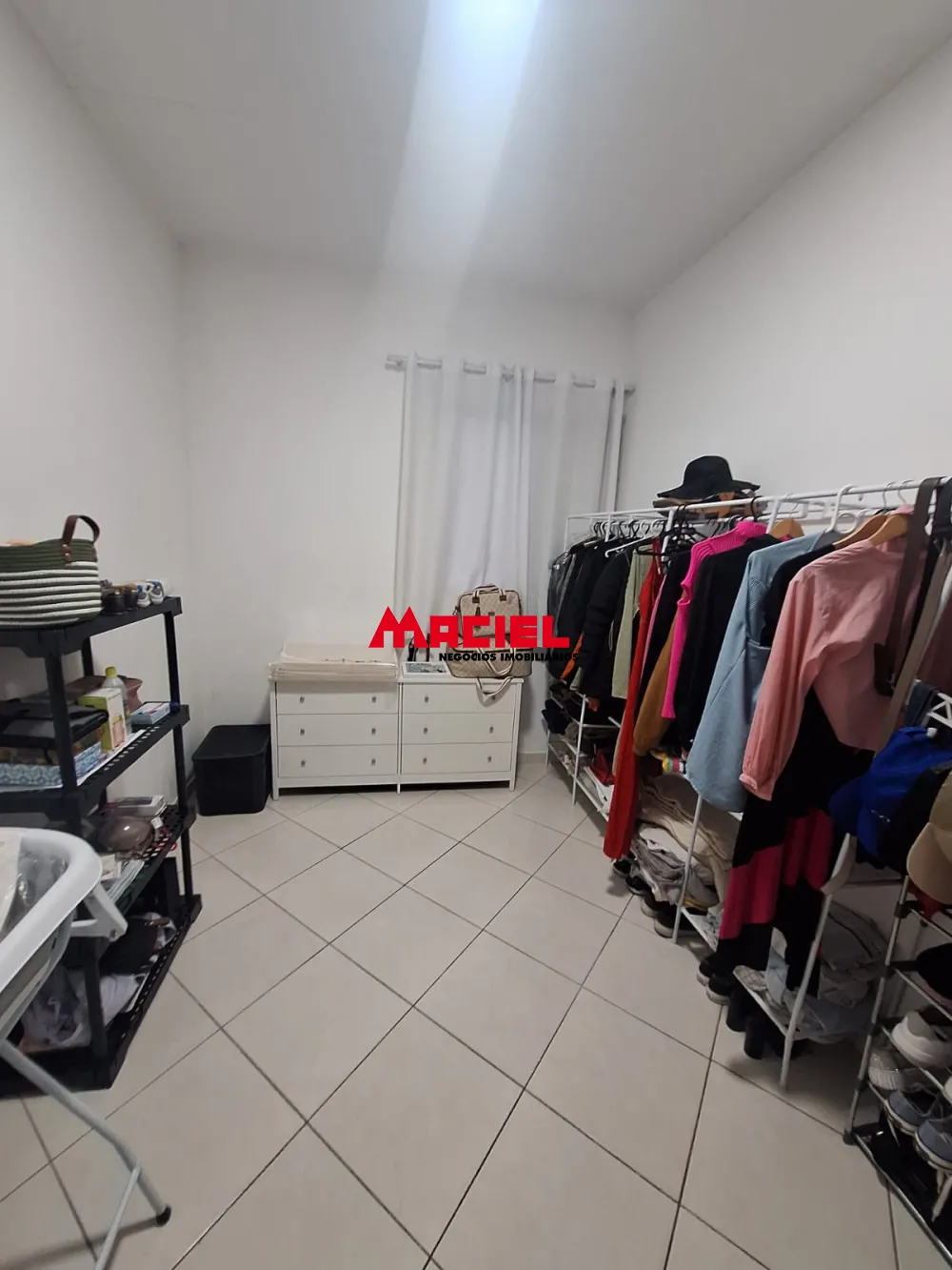 Alugar Apartamento / Padr&atilde;o em S&atilde;o Jos&eacute; dos Campos R$ 2.000,00 - Foto 21
