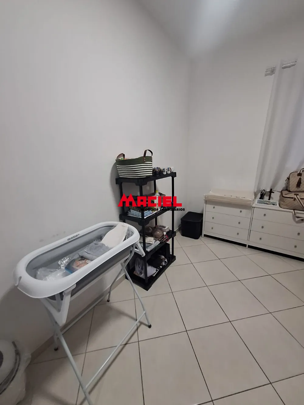 Alugar Apartamento / Padr&atilde;o em S&atilde;o Jos&eacute; dos Campos R$ 2.000,00 - Foto 33