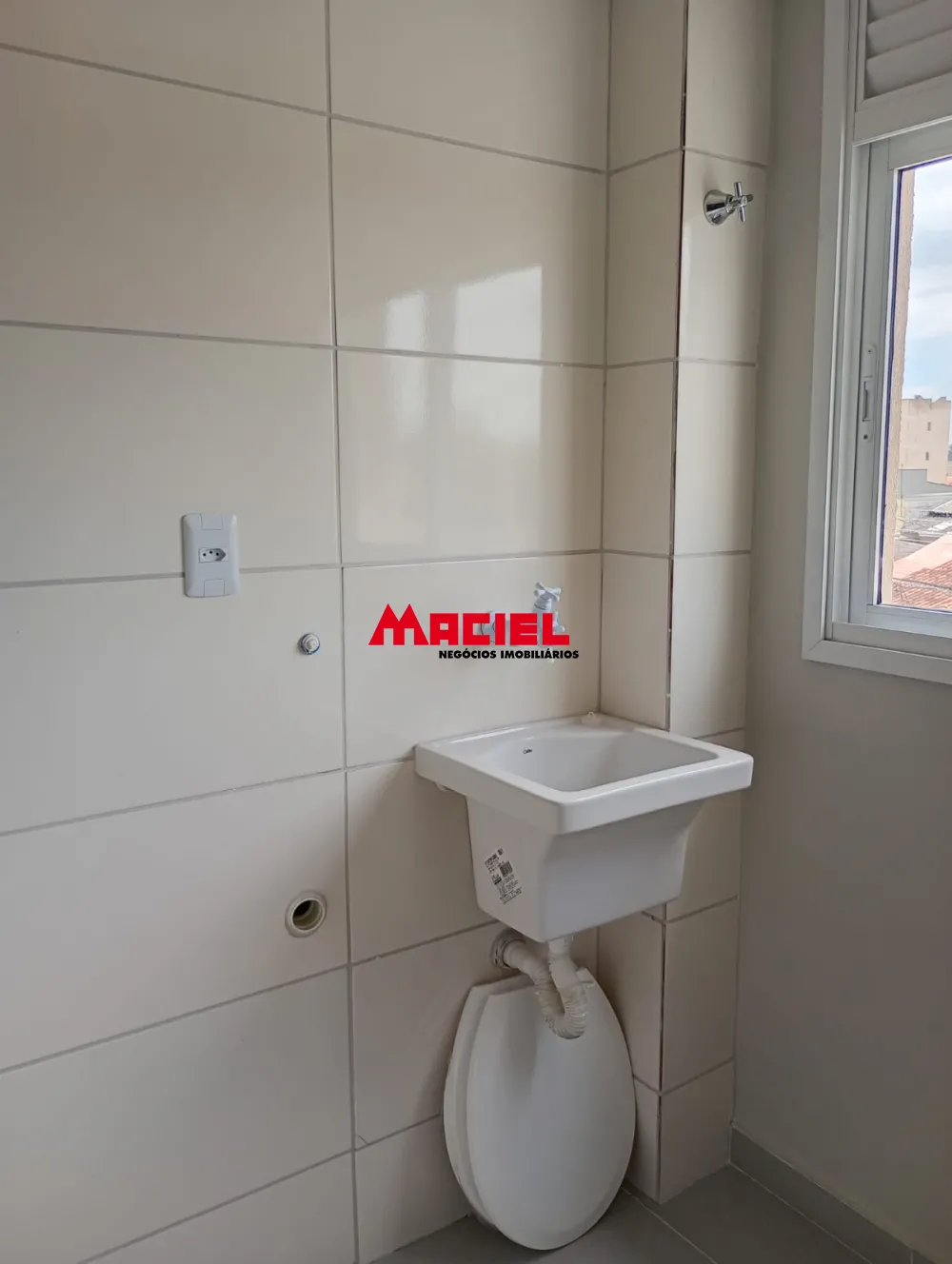 Alugar Apartamento / Padr&atilde;o em S&atilde;o Jos&eacute; dos Campos R$ 3.000,00 - Foto 14