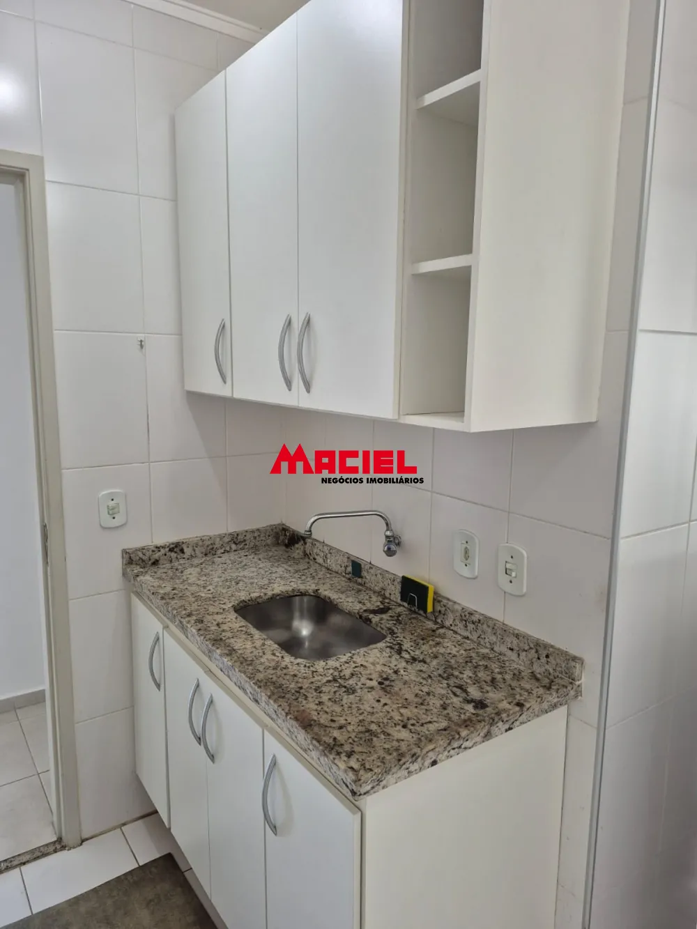 Alugar Apartamento / Padr&atilde;o em S&atilde;o Jos&eacute; dos Campos R$ 3.500,00 - Foto 5