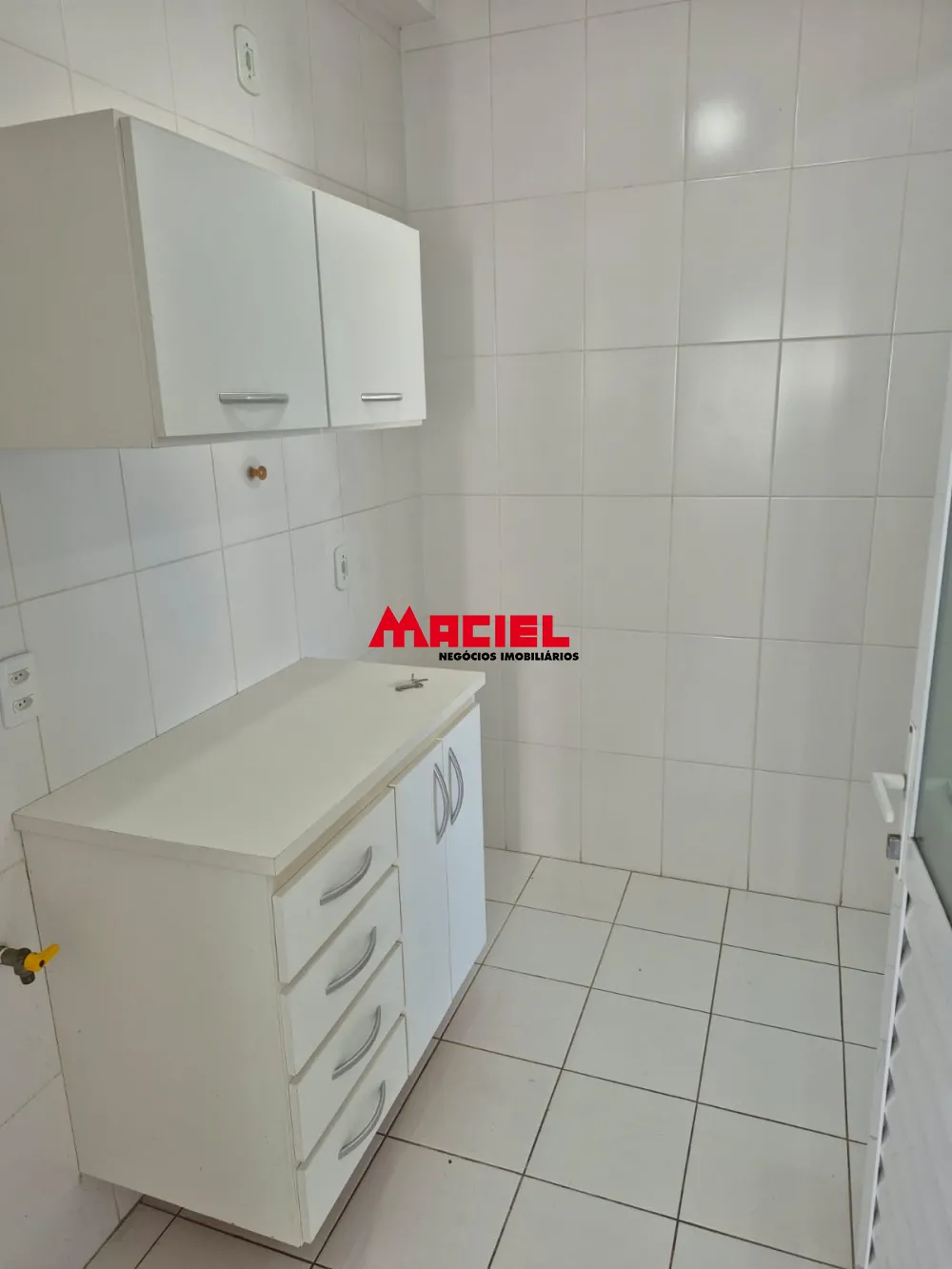 Alugar Apartamento / Padr&atilde;o em S&atilde;o Jos&eacute; dos Campos R$ 3.500,00 - Foto 7