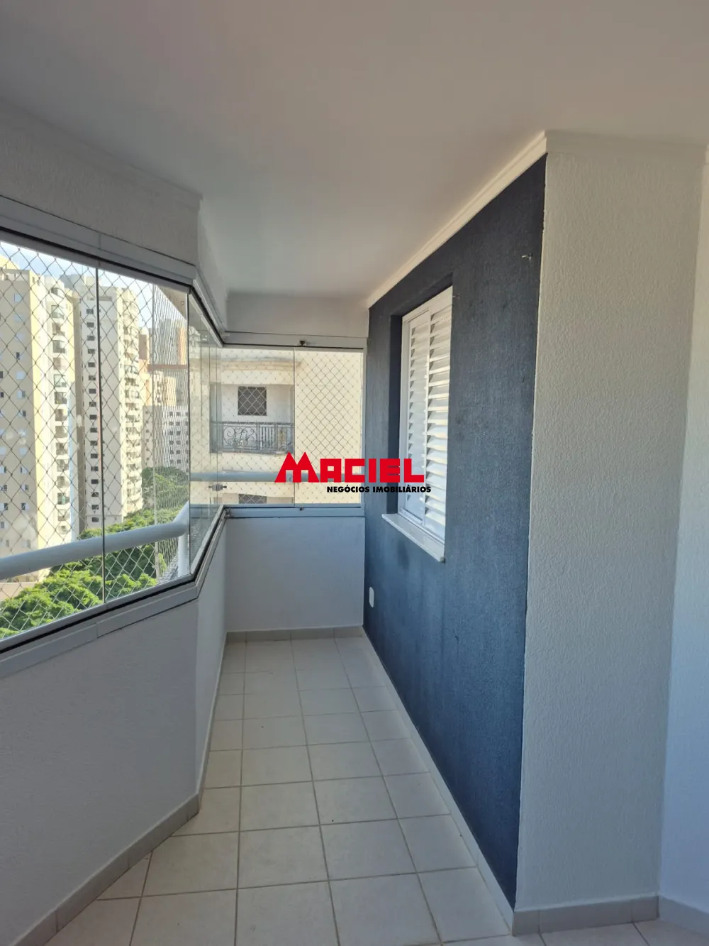 Alugar Apartamento / Padr&atilde;o em S&atilde;o Jos&eacute; dos Campos R$ 3.500,00 - Foto 15