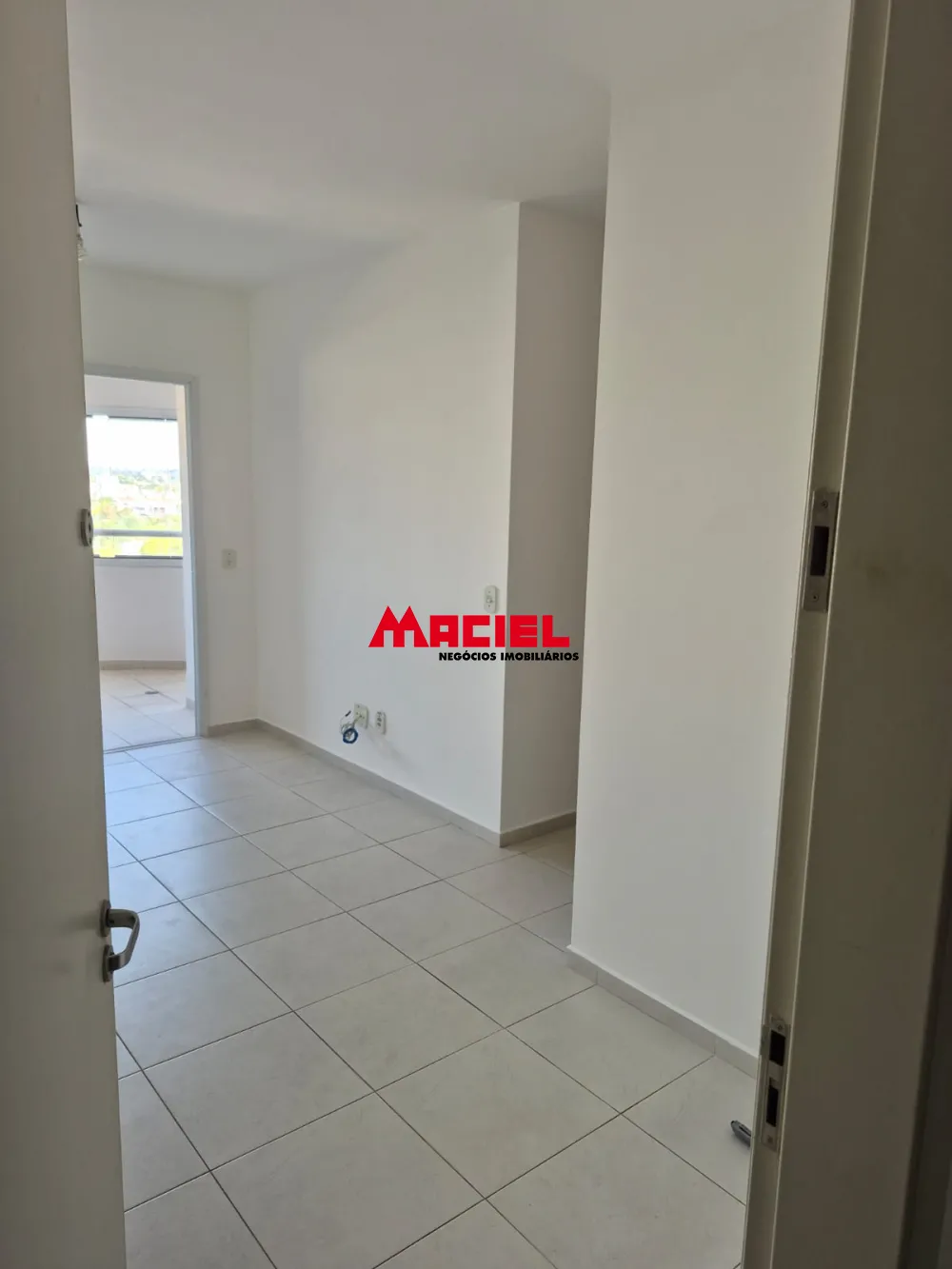 Alugar Apartamento / Padr&atilde;o em S&atilde;o Jos&eacute; dos Campos R$ 3.500,00 - Foto 16