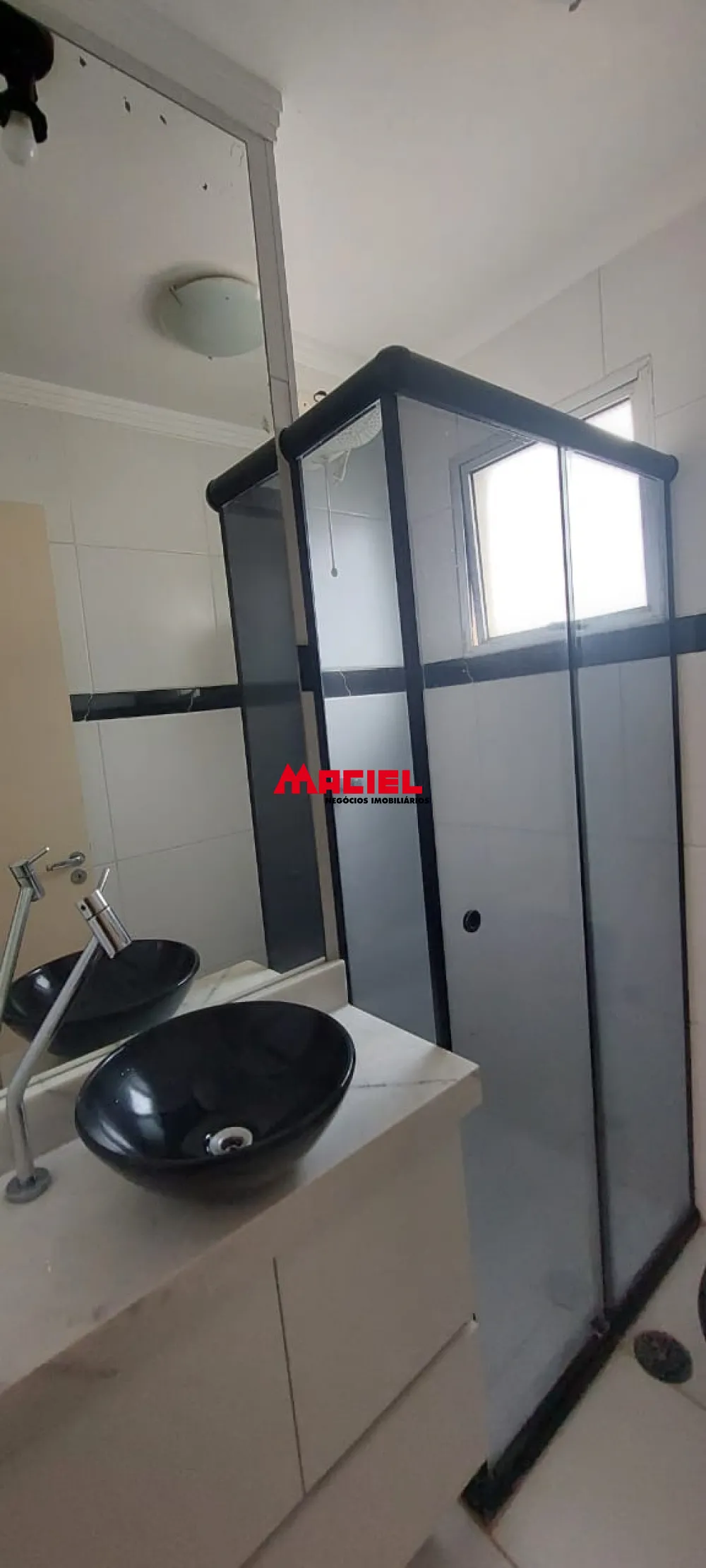 Alugar Apartamento / Padr&atilde;o em S&atilde;o Jos&eacute; dos Campos R$ 1.600,00 - Foto 9