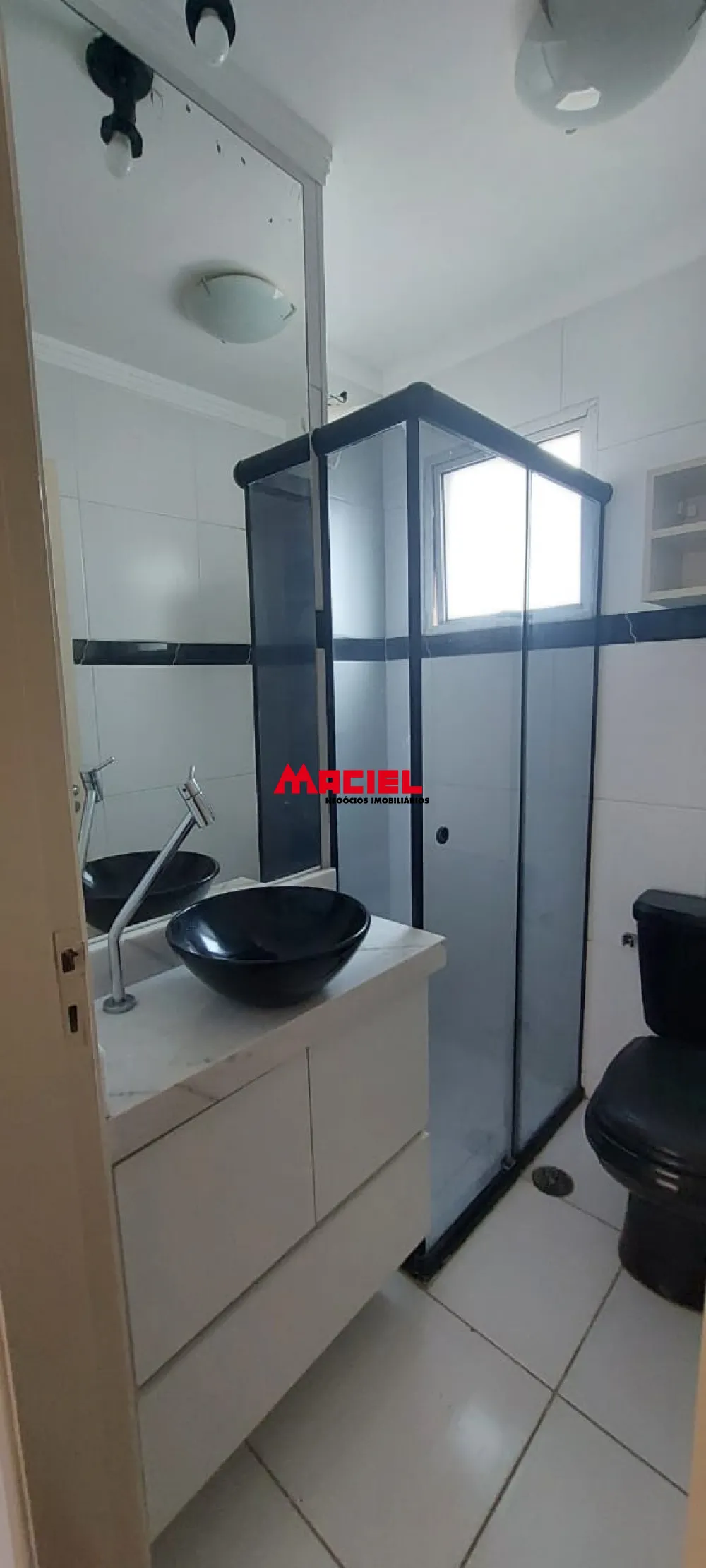 Alugar Apartamento / Padr&atilde;o em S&atilde;o Jos&eacute; dos Campos R$ 1.600,00 - Foto 10