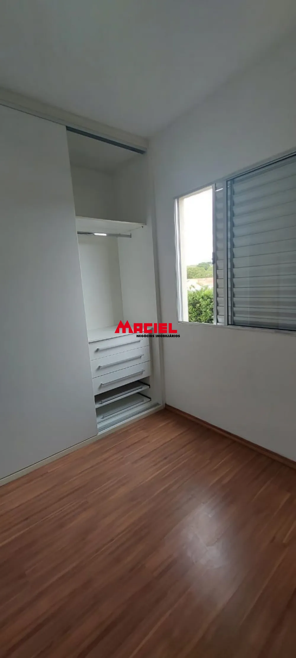 Alugar Apartamento / Padr&atilde;o em S&atilde;o Jos&eacute; dos Campos R$ 1.600,00 - Foto 13