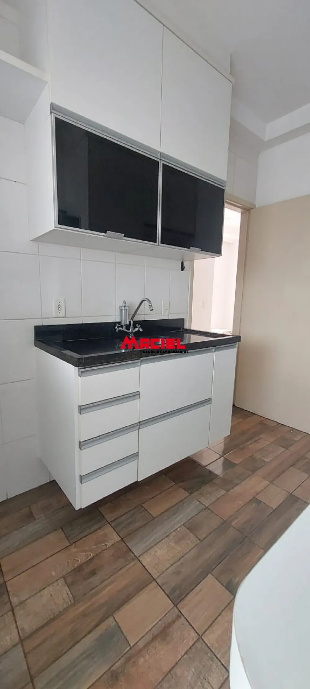 Alugar Apartamento / Padr&atilde;o em S&atilde;o Jos&eacute; dos Campos R$ 1.600,00 - Foto 15