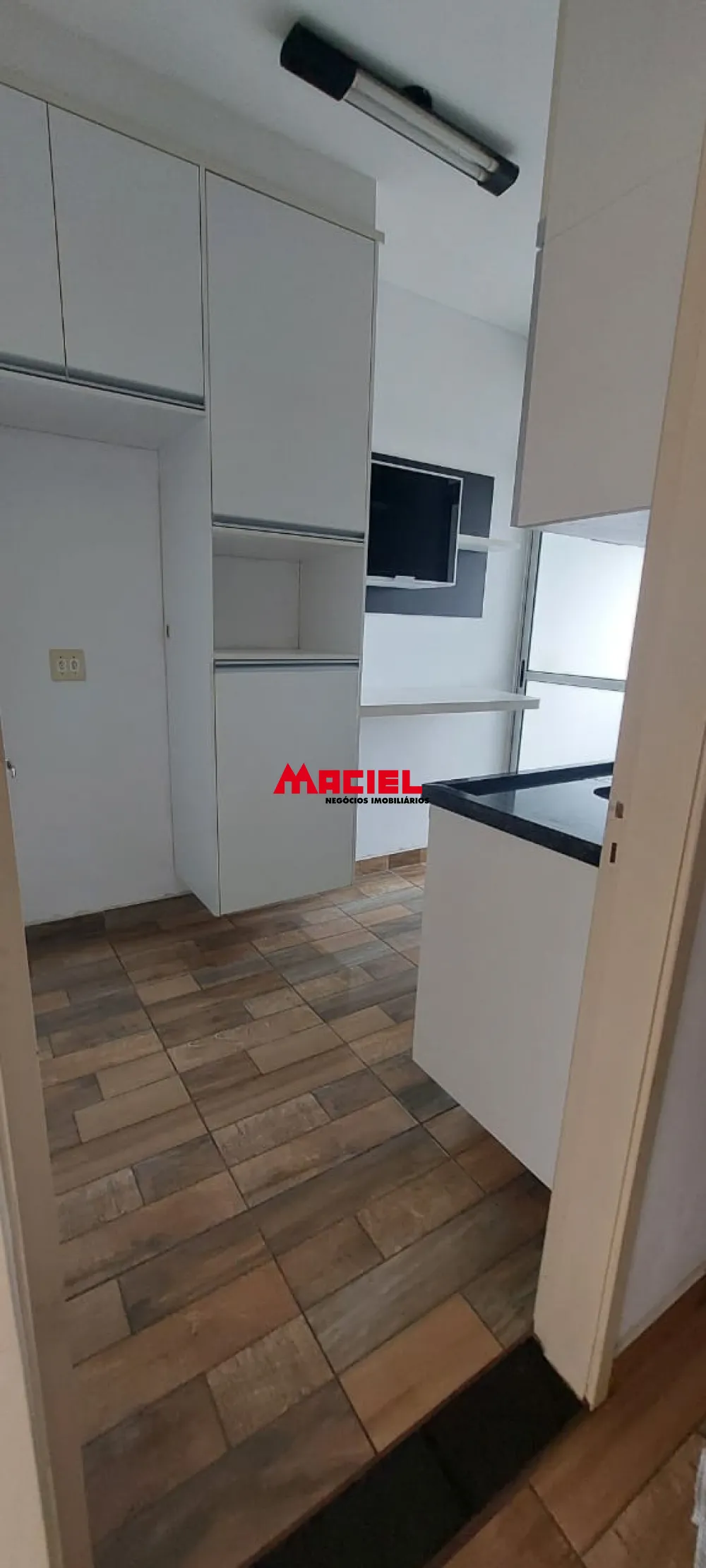 Alugar Apartamento / Padr&atilde;o em S&atilde;o Jos&eacute; dos Campos R$ 1.600,00 - Foto 16