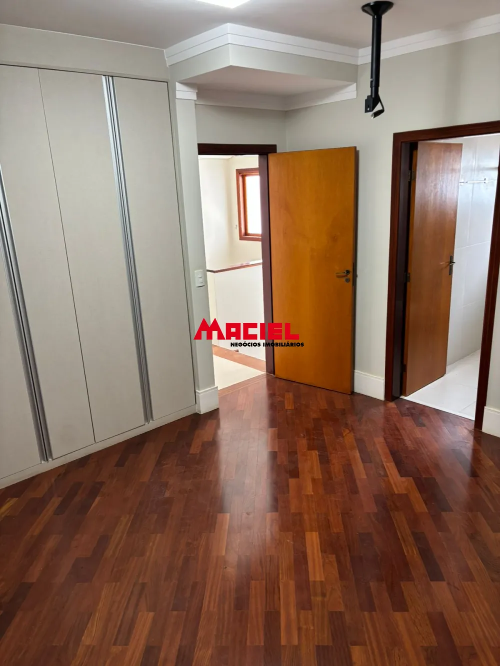 Comprar Casa / Condom&iacute;nio em S&atilde;o Jos&eacute; dos Campos R$ 1.990.000,00 - Foto 17