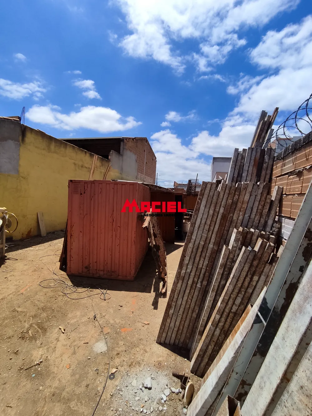 Comprar Terreno / Padr&atilde;o em S&atilde;o Jos&eacute; dos Campos R$ 195.000,00 - Foto 3