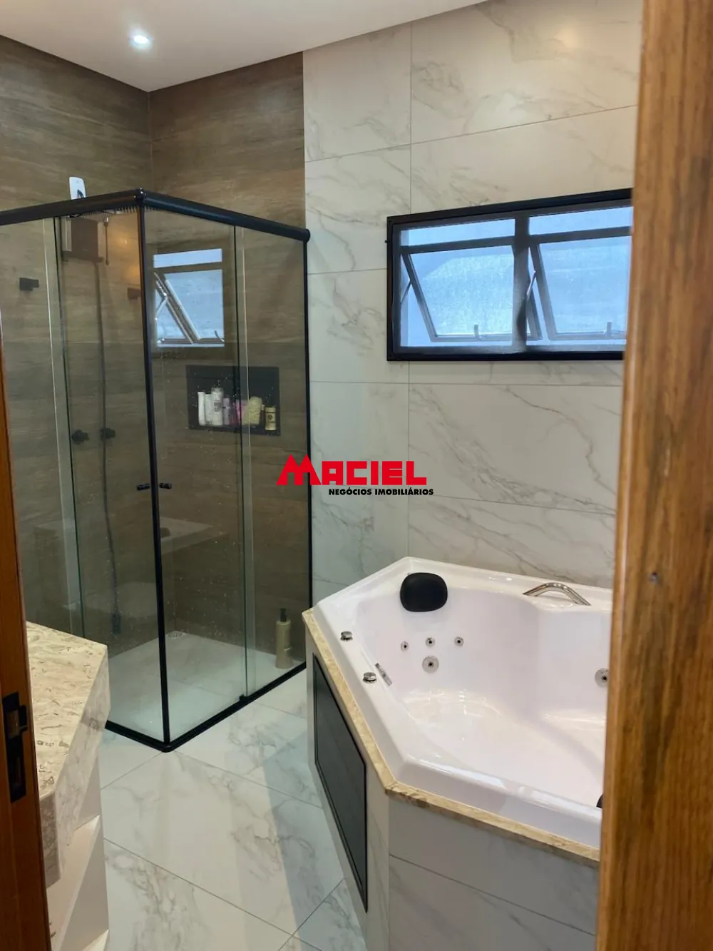 Comprar Casa / Condom&iacute;nio em Jacare&iacute; R$ 1.380.000,00 - Foto 9