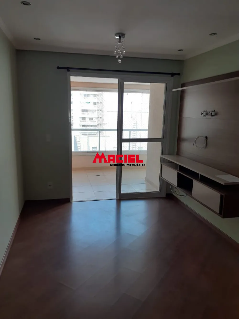 Alugar Apartamento / Padr&atilde;o em S&atilde;o Jos&eacute; dos Campos R$ 4.150,00 - Foto 2
