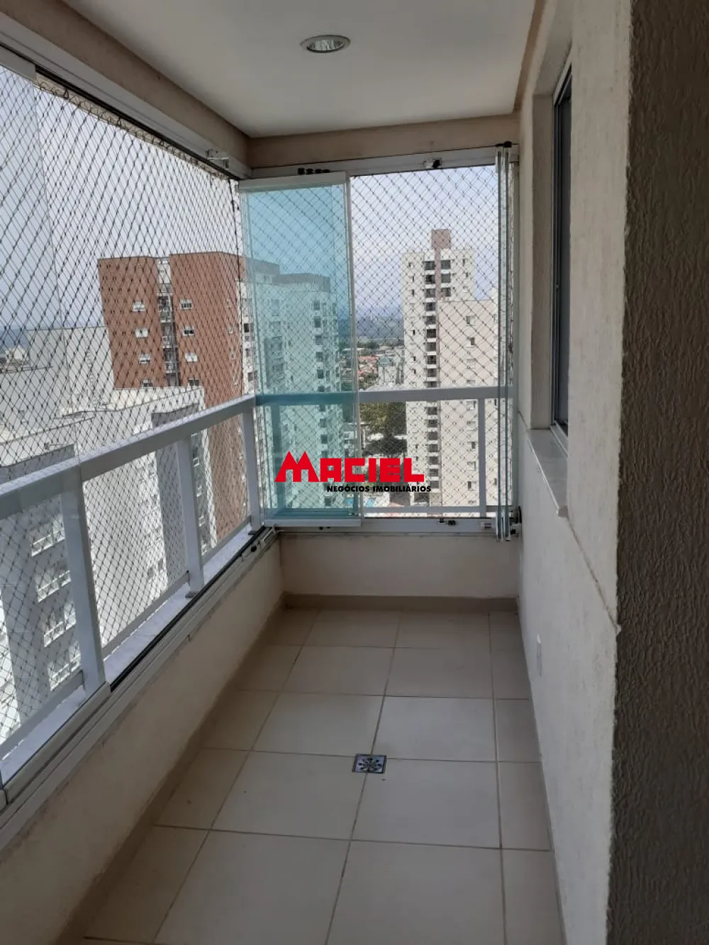 Alugar Apartamento / Padr&atilde;o em S&atilde;o Jos&eacute; dos Campos R$ 4.150,00 - Foto 4