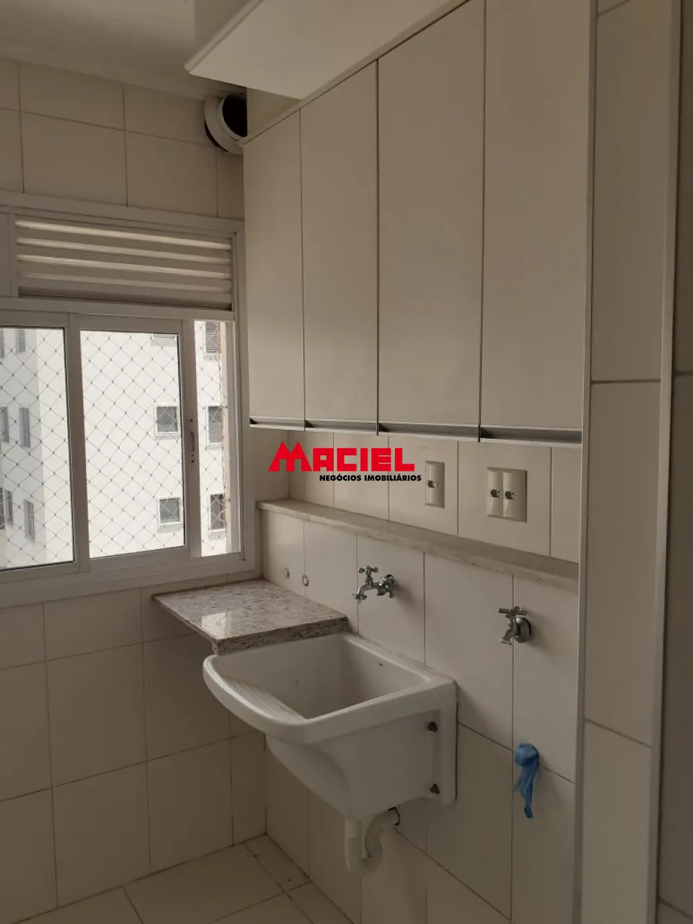Alugar Apartamento / Padr&atilde;o em S&atilde;o Jos&eacute; dos Campos R$ 4.150,00 - Foto 10