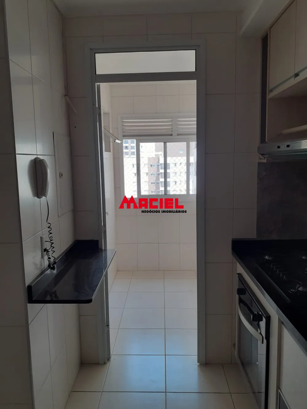 Alugar Apartamento / Padr&atilde;o em S&atilde;o Jos&eacute; dos Campos R$ 4.150,00 - Foto 9