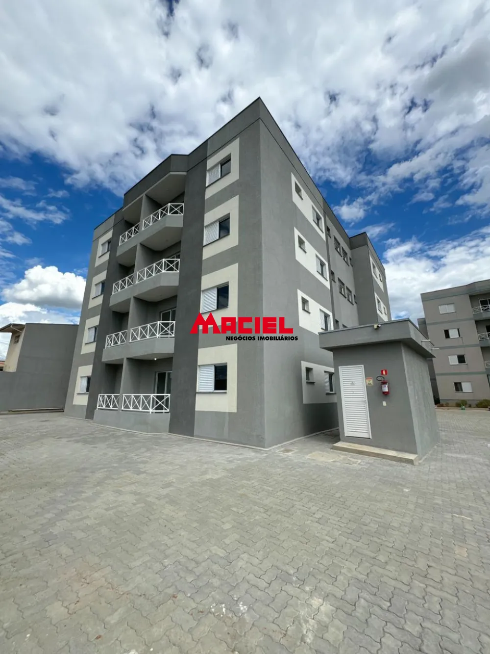 Comprar Apartamento / Padr&atilde;o em Pindamonhangaba R$ 320.000,00 - Foto 3