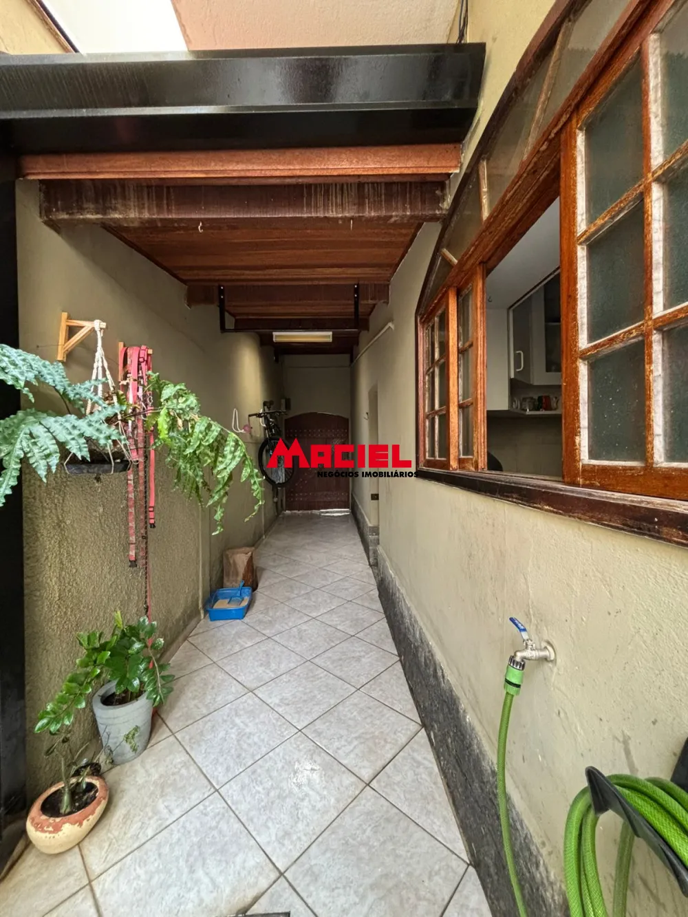 Comprar Casa / Padr&atilde;o em S&atilde;o Jos&eacute; dos Campos R$ 575.000,00 - Foto 1