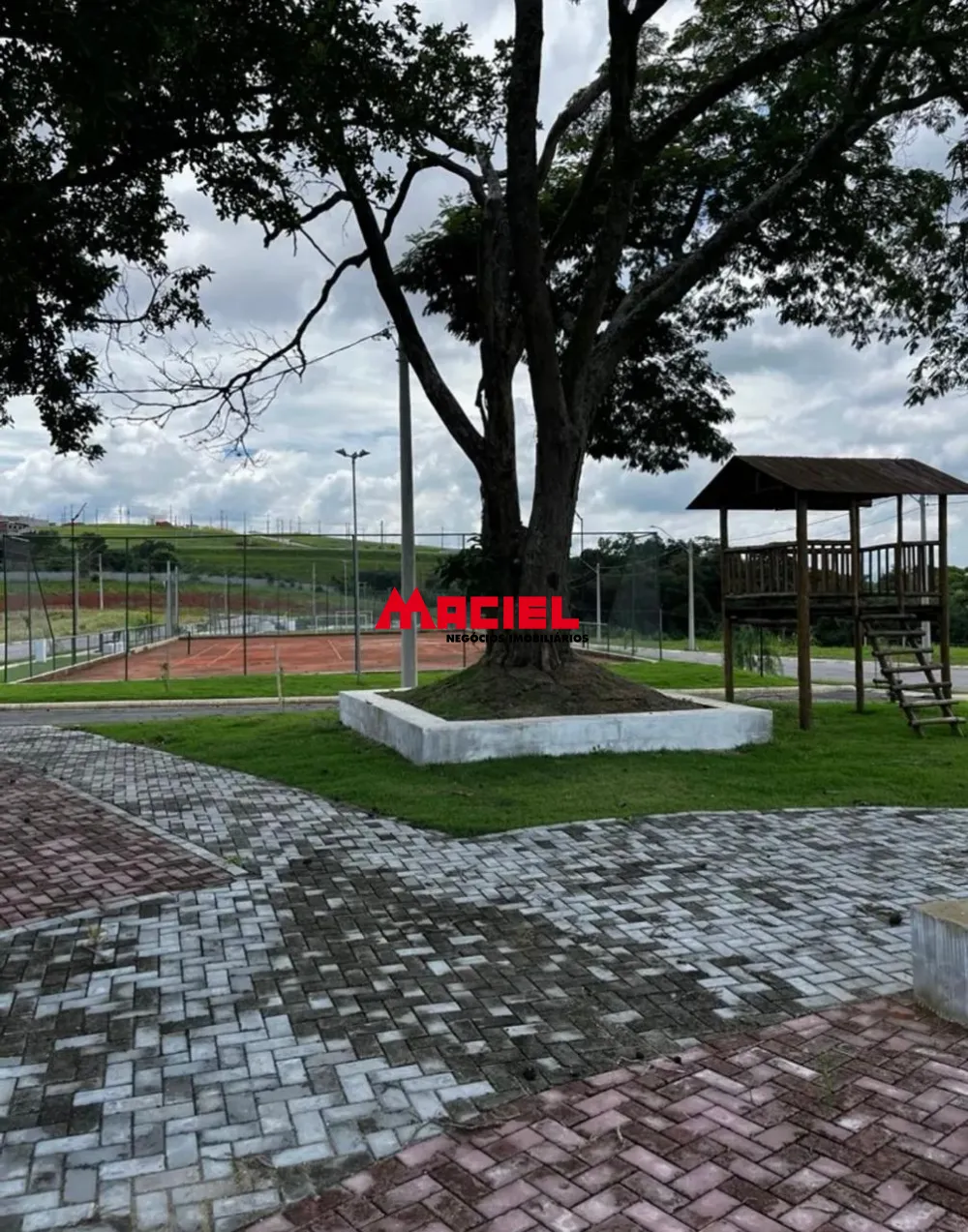 Comprar Terreno / Condom&iacute;nio em Ca&ccedil;apava R$ 285.000,00 - Foto 3