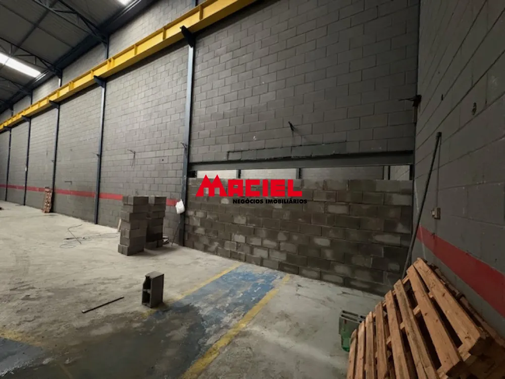 Alugar Comercial / Galp&atilde;o em S&atilde;o Jos&eacute; dos Campos R$ 9.000,00 - Foto 12