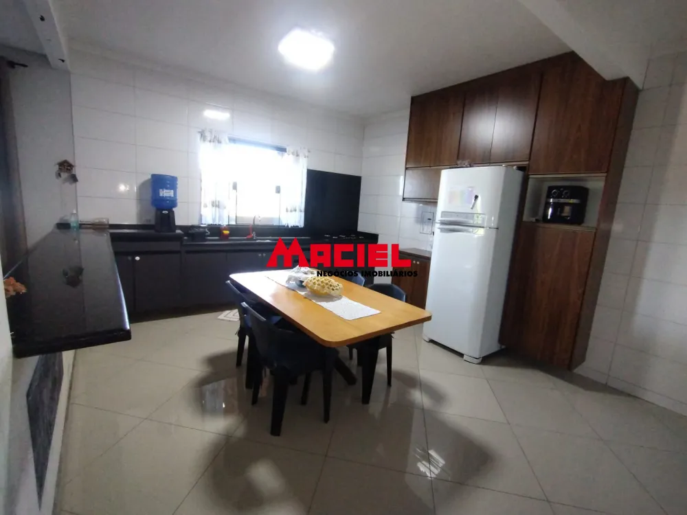 Comprar Casa / Padr&atilde;o em S&atilde;o Jos&eacute; dos Campos R$ 320.000,00 - Foto 3