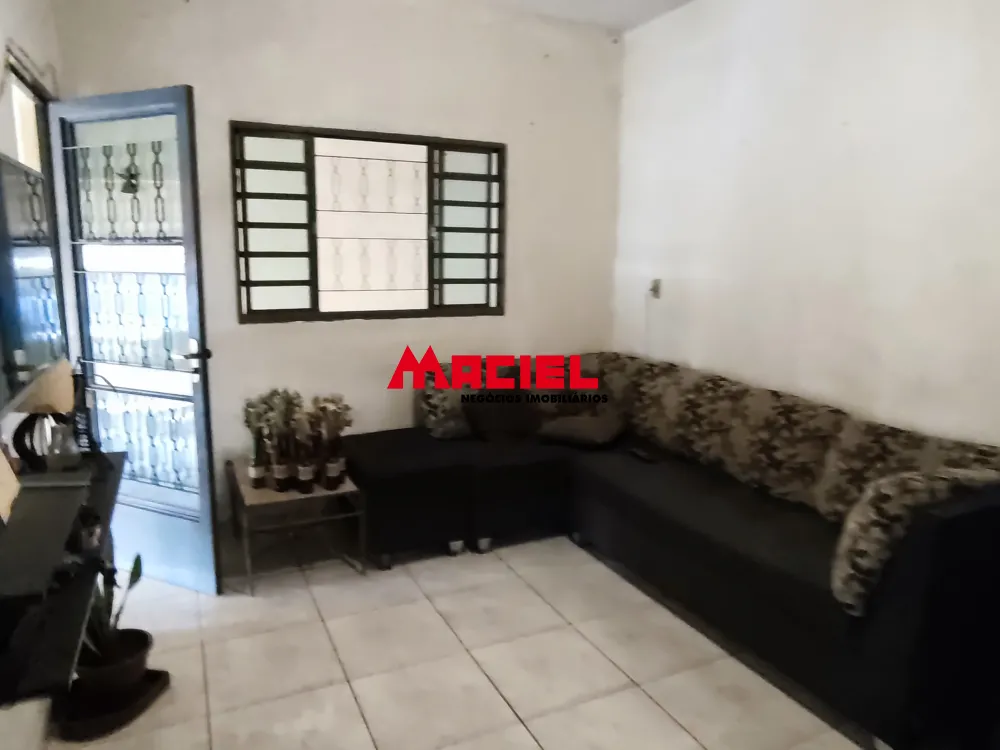 Comprar Casa / Padr&atilde;o em S&atilde;o Jos&eacute; dos Campos R$ 385.000,00 - Foto 4