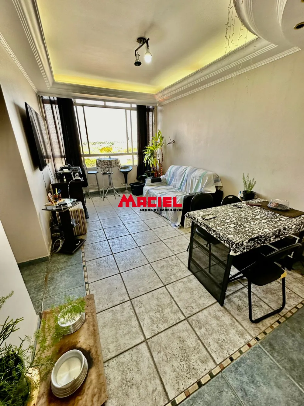 Comprar Apartamento / Padr&atilde;o em S&atilde;o Jos&eacute; dos Campos R$ 450.000,00 - Foto 3