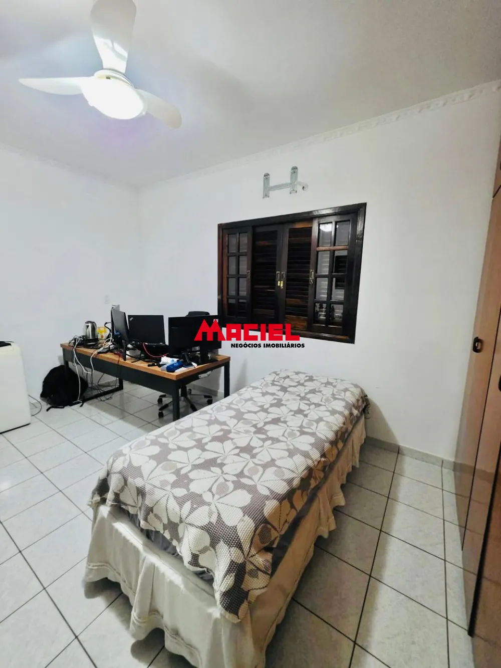 Alugar Casa / Condom&iacute;nio em S&atilde;o Jos&eacute; dos Campos R$ 9.000,00 - Foto 15