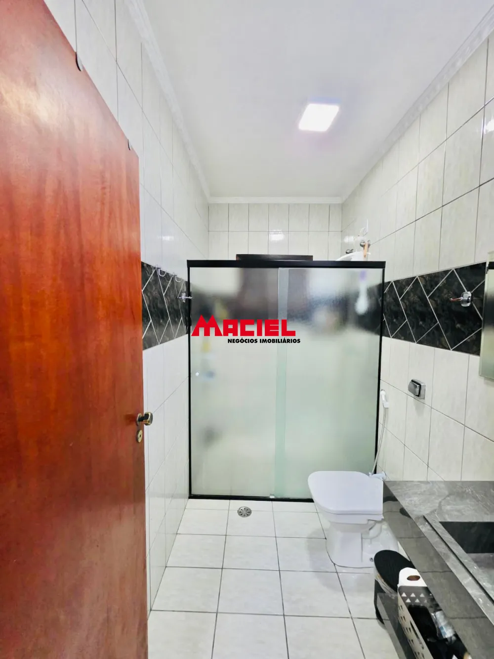 Alugar Casa / Condom&iacute;nio em S&atilde;o Jos&eacute; dos Campos R$ 9.000,00 - Foto 21