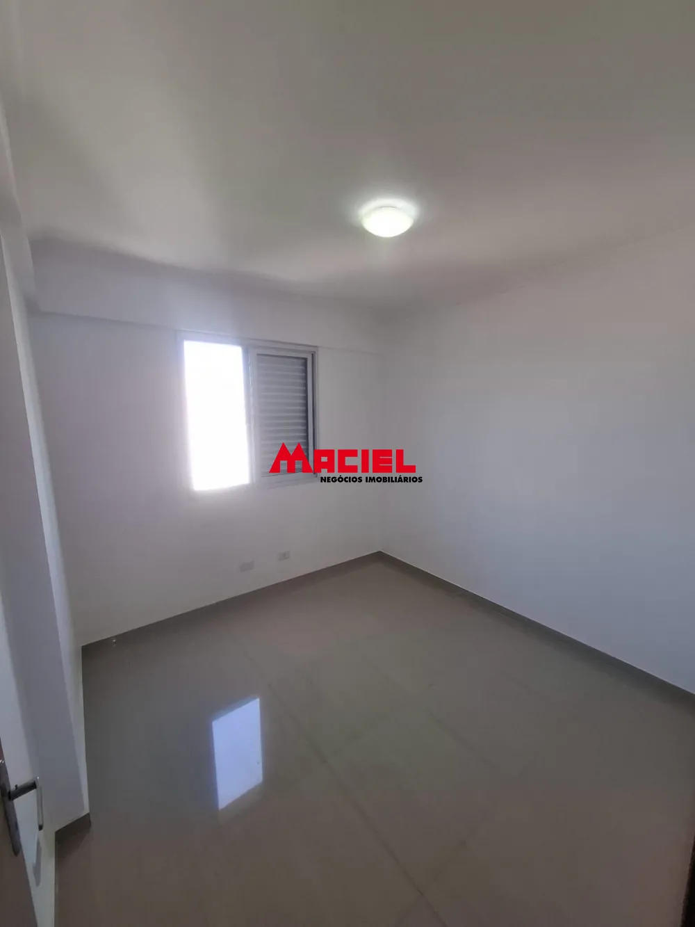 Comprar Apartamento / Padr&atilde;o em S&atilde;o Jos&eacute; dos Campos R$ 450.000,00 - Foto 1