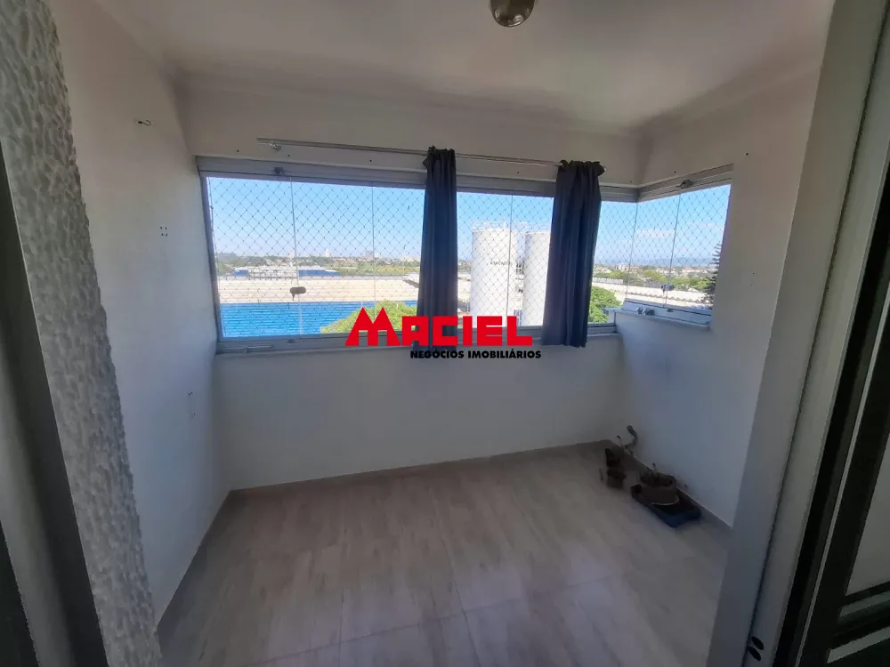 Comprar Apartamento / Padr&atilde;o em S&atilde;o Jos&eacute; dos Campos R$ 450.000,00 - Foto 2