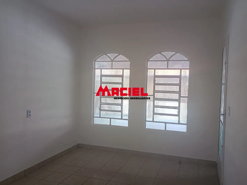 Alugar Casa / Padr&atilde;o em S&atilde;o Jos&eacute; dos Campos R$ 2.600,00 - Foto 10