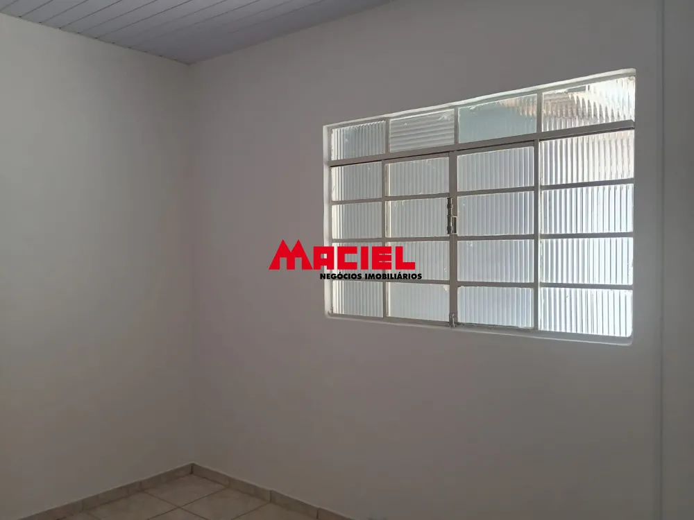 Alugar Casa / Padr&atilde;o em S&atilde;o Jos&eacute; dos Campos R$ 2.600,00 - Foto 12