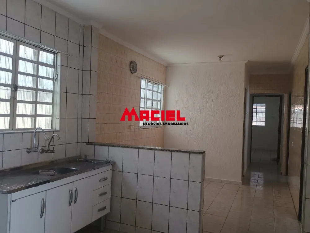 Alugar Casa / Padr&atilde;o em S&atilde;o Jos&eacute; dos Campos R$ 2.600,00 - Foto 17