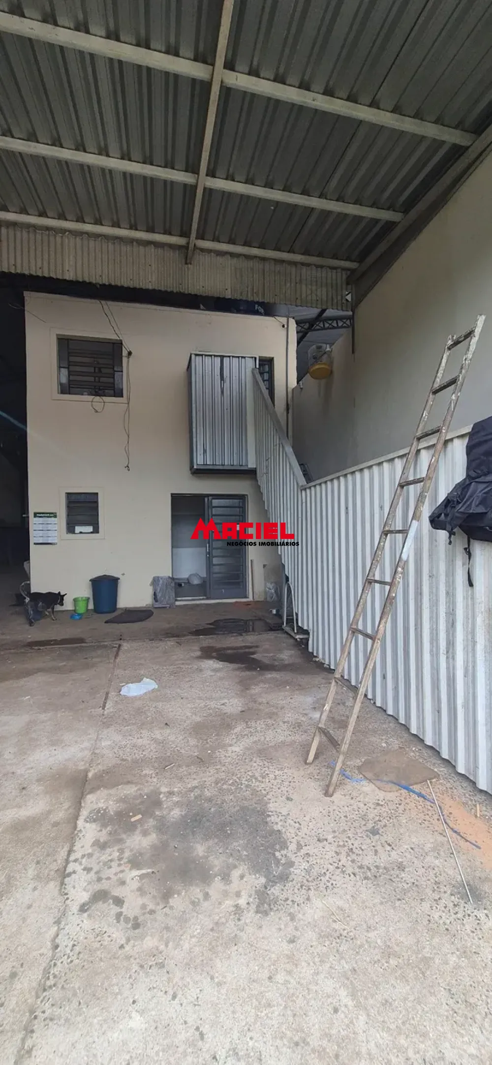 Alugar Comercial / Galp&atilde;o em S&atilde;o Jos&eacute; dos Campos R$ 5.000,00 - Foto 1