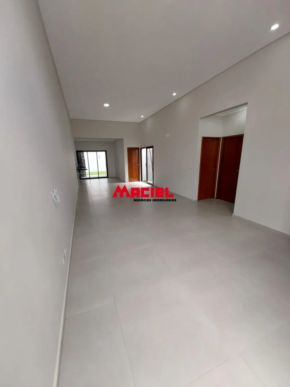 Comprar Casa / Padr&atilde;o em S&atilde;o Jos&eacute; dos Campos R$ 900.000,00 - Foto 1