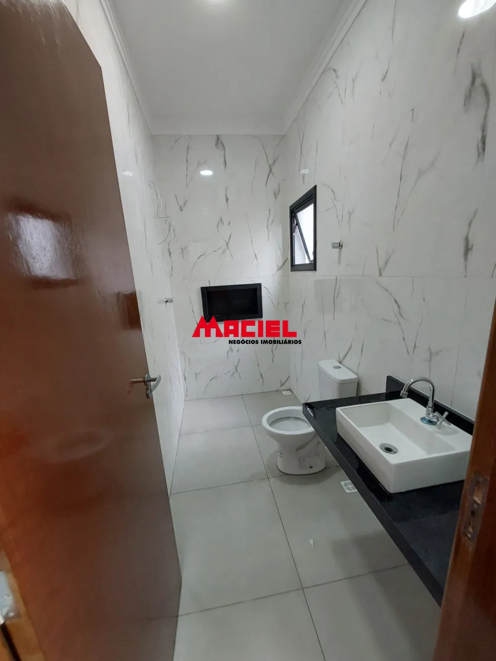 Comprar Casa / Padr&atilde;o em S&atilde;o Jos&eacute; dos Campos R$ 900.000,00 - Foto 11