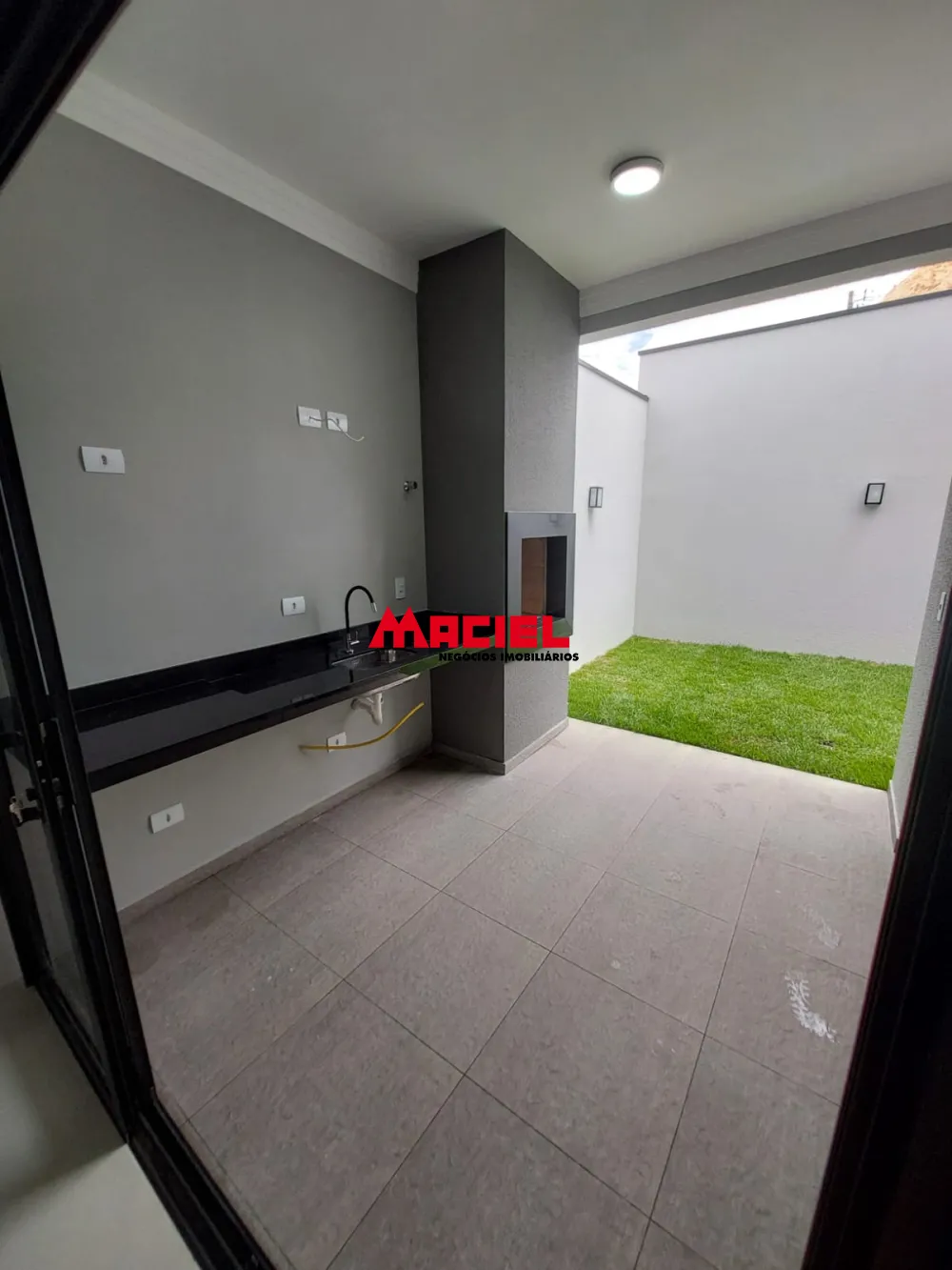 Comprar Casa / Padr&atilde;o em S&atilde;o Jos&eacute; dos Campos R$ 900.000,00 - Foto 12