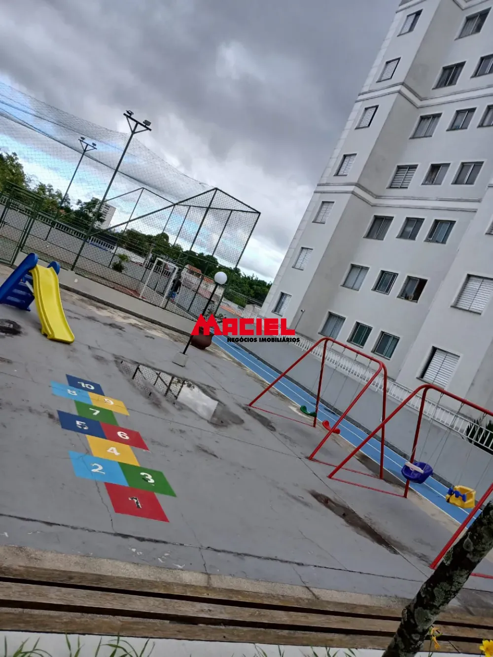 Alugar Apartamento / Padr&atilde;o em S&atilde;o Jos&eacute; dos Campos R$ 2.100,00 - Foto 28