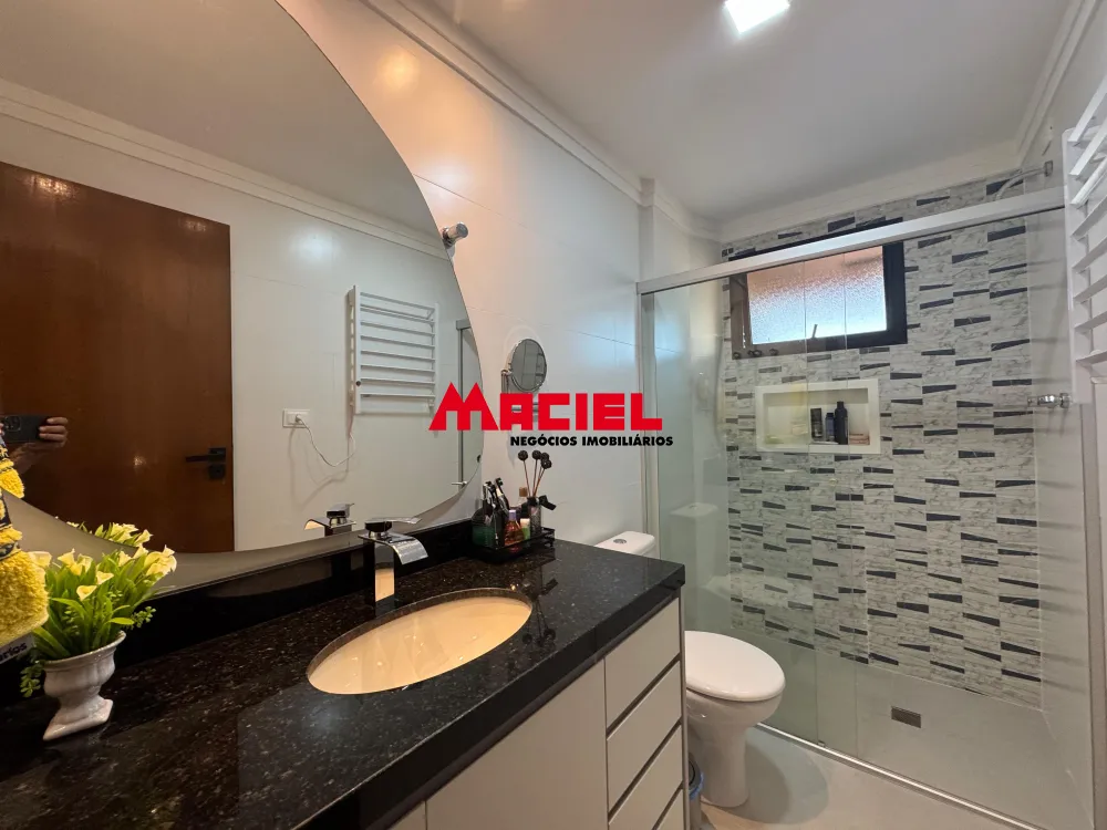 Comprar Apartamento / Padr&atilde;o em Caraguatatuba R$ 1.300.000,00 - Foto 17