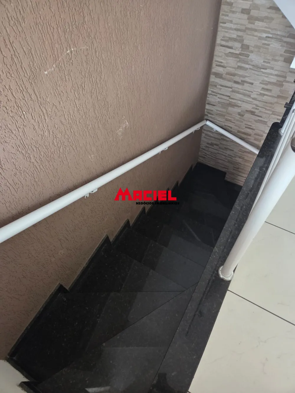 Comprar Casa / Padr&atilde;o em S&atilde;o Jos&eacute; dos Campos R$ 700.000,00 - Foto 3