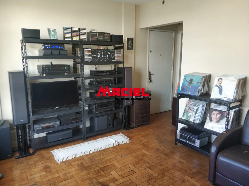 Comprar Apartamento / Padr&atilde;o em S&atilde;o Jos&eacute; dos Campos R$ 269.000,00 - Foto 3