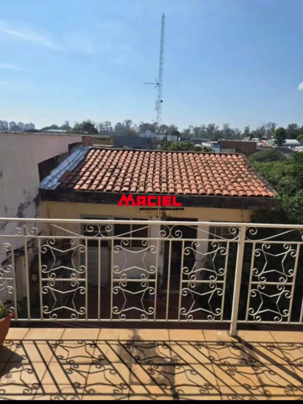 Comprar Casa / Sobrado em S&atilde;o Jos&eacute; dos Campos R$ 695.000,00 - Foto 2